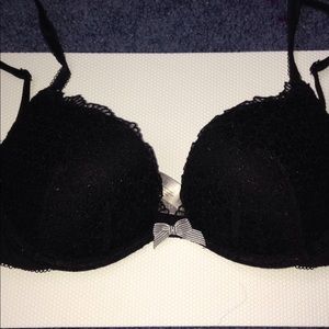 Victoria's Secret Push Up 32C